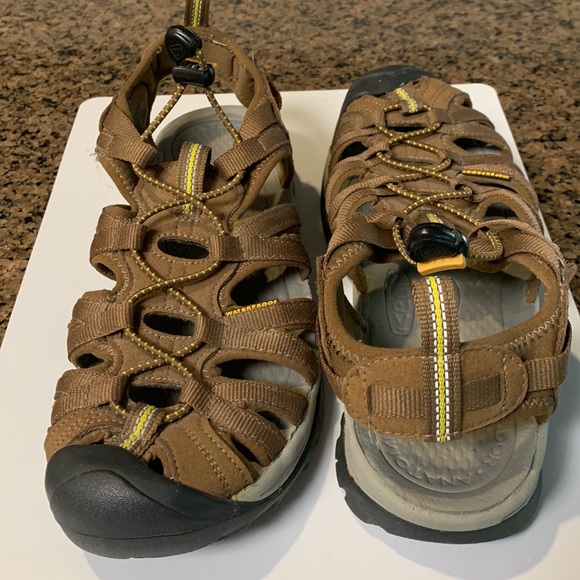 Keen Men’s 10 Brown Waterproof Sandals main image 7